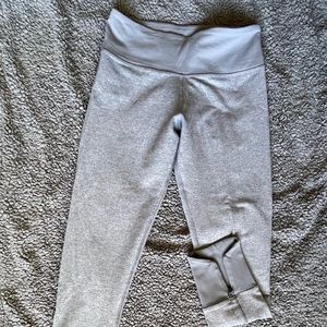 Lululemon crop unique tights